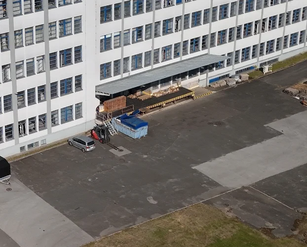 Areál závodu SVITAP Lomnice nad Popelkou - logistika